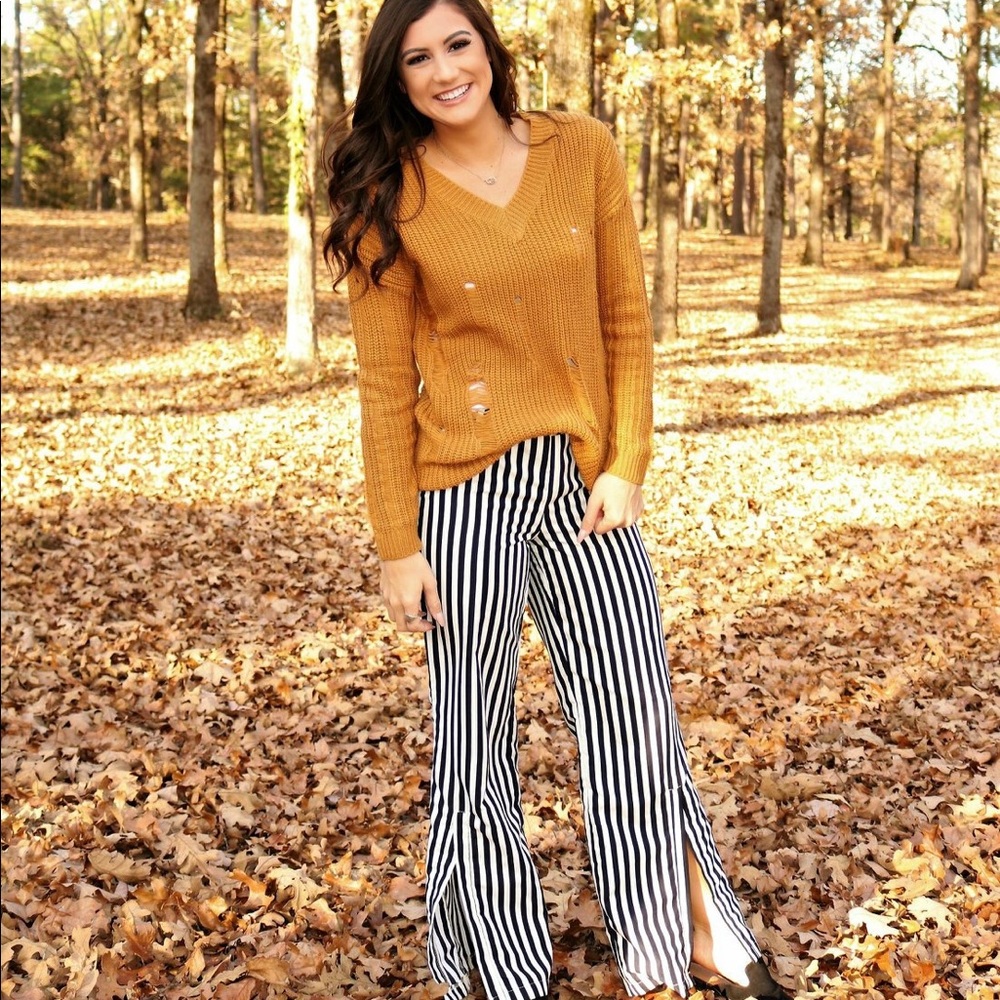 Black and cream striped pants